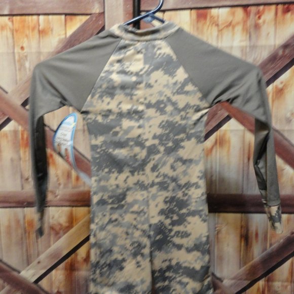 Sunskinz Camo onepiece 3/4 zip upf50+ sun protection suit~long sleeve~ - Picture 2 of 4